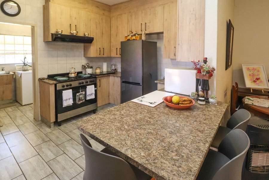 2 Bedroom Property for Sale in Flamwood North West